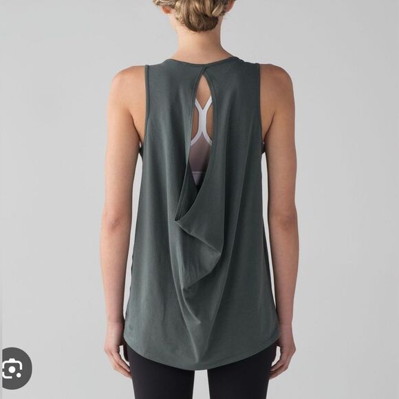 Lululemon Low Key Tank Dark Forest - Picture 1 of 8
